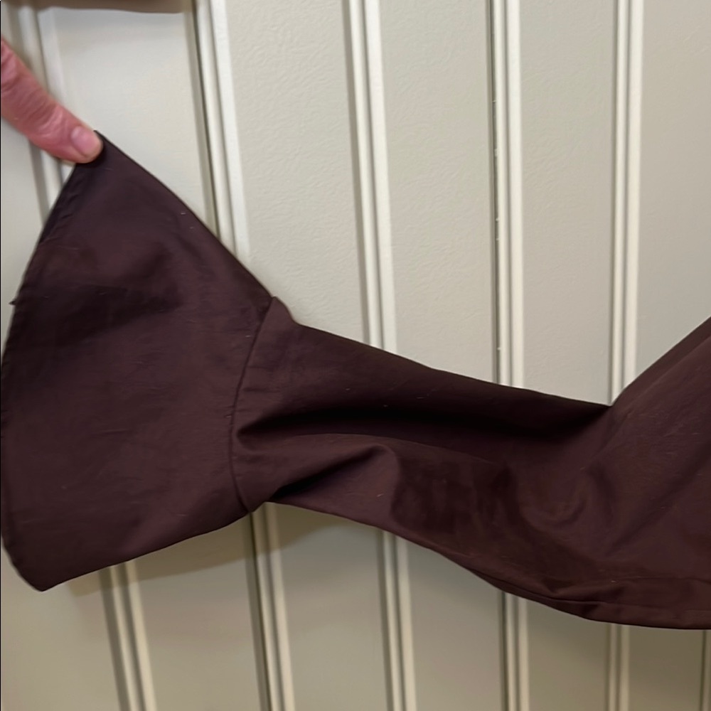 Elegant Brown Ruffle Blouse - Picture 4 of 4
